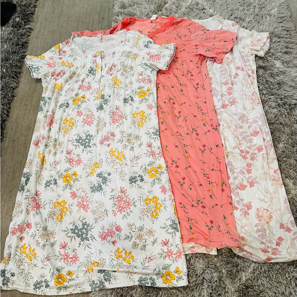 Lot of 3 women’s “moo-moos”- Multicolor